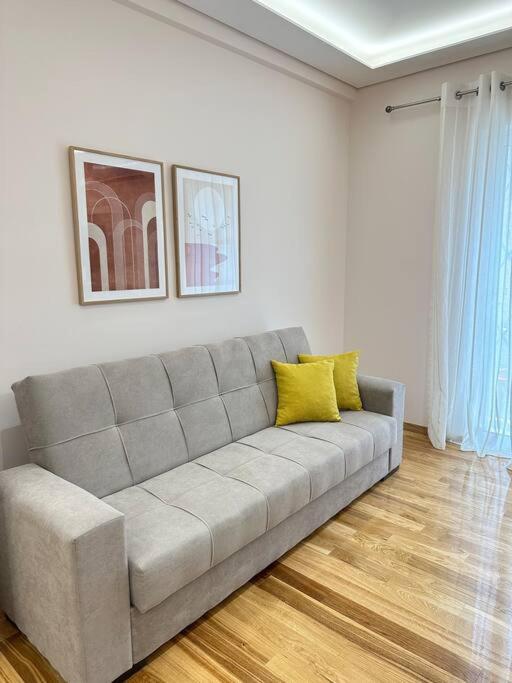 A Fully Renewed Modern Apartment