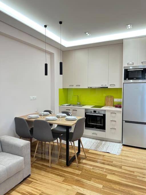 Apartment A Fully Renewed Modern